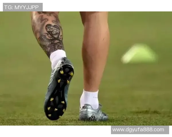 足球明星腿部纹身艺术大揭秘与背后故事分享